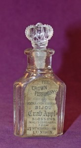 Crown's Crab Apple Blossoms Bijou bottle